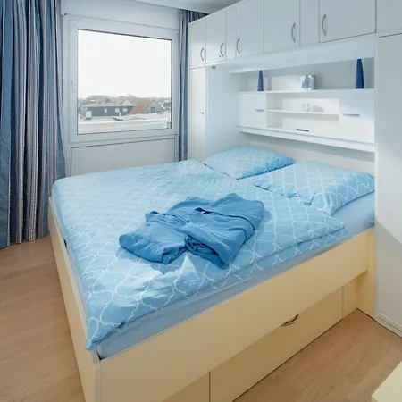 Blau Apartment