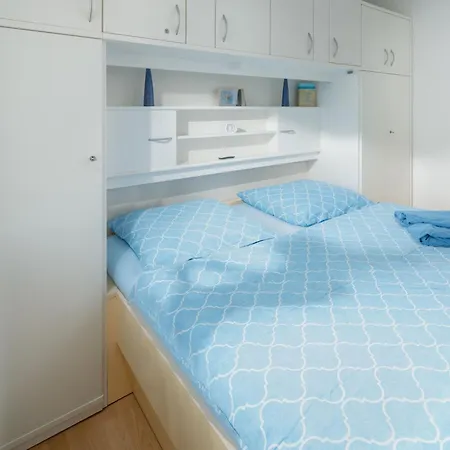 Apartment Blau *